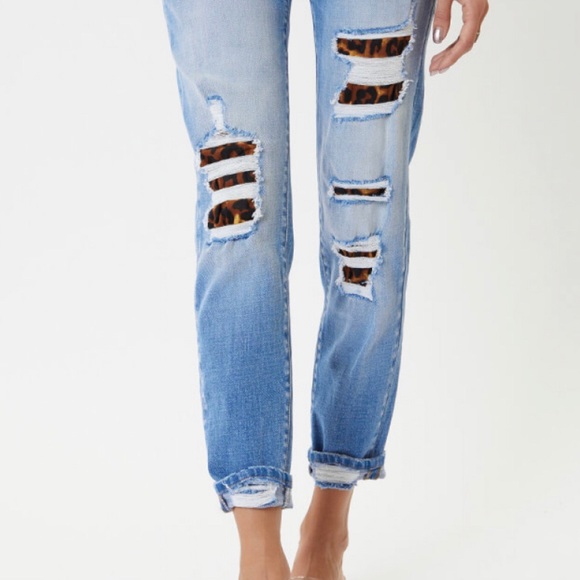 High Rise Button Fly Leopard Patch Skinny Jeans - Picture 5 of 13